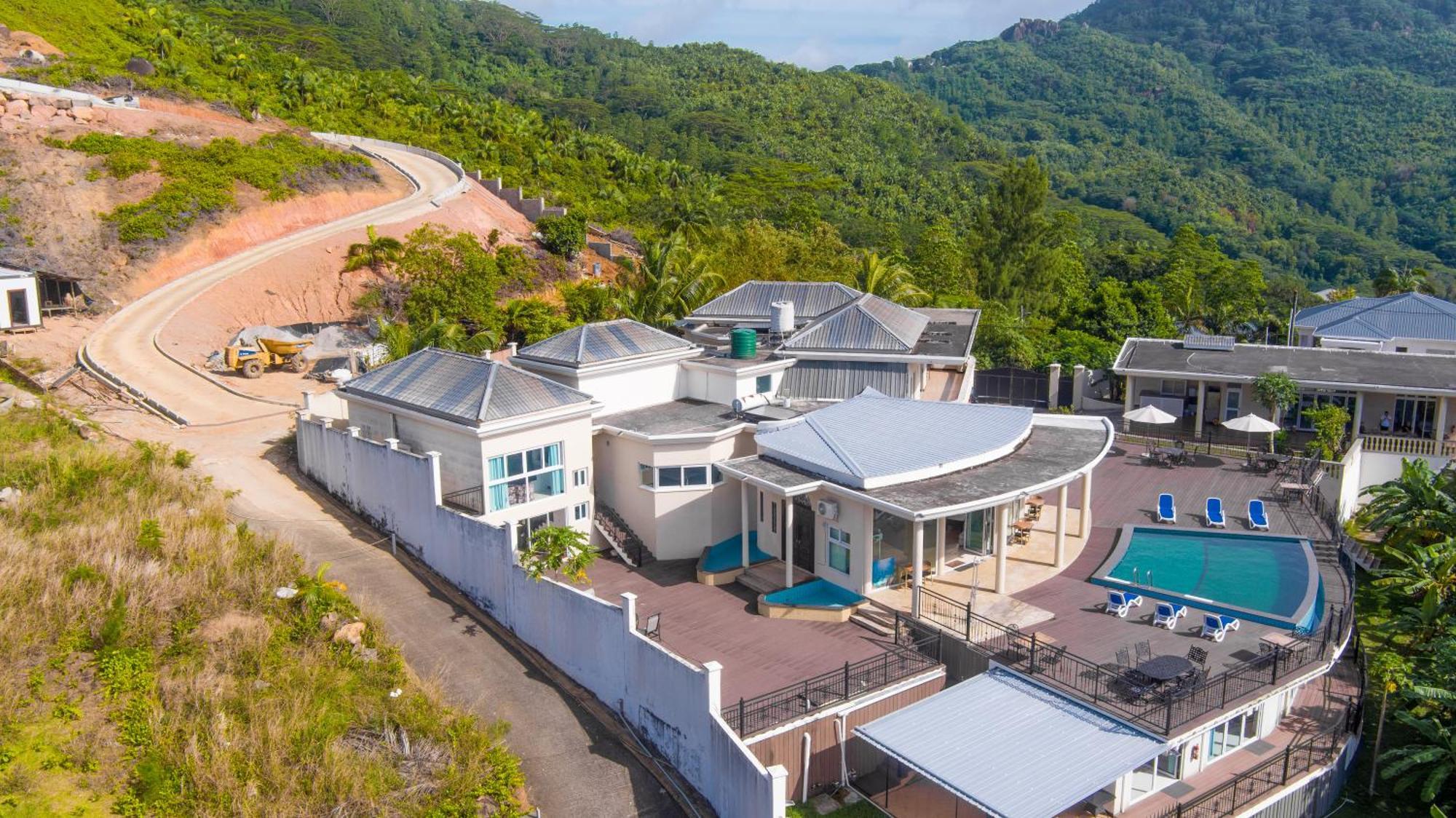 Au Cap Amanda Villa - Best Value Mountain Top Inn מראה חיצוני תמונה