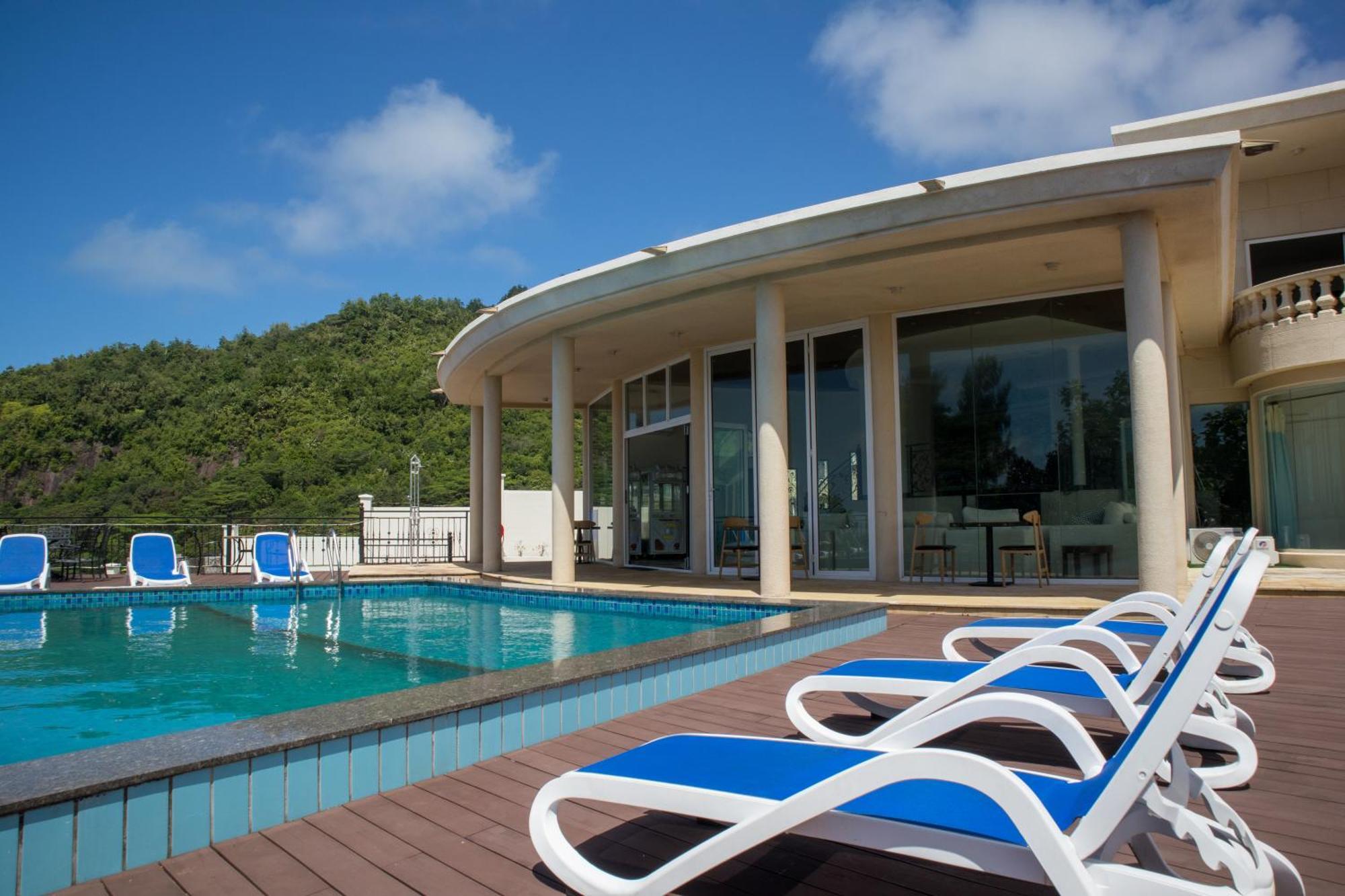 Au Cap Amanda Villa - Best Value Mountain Top Inn מראה חיצוני תמונה