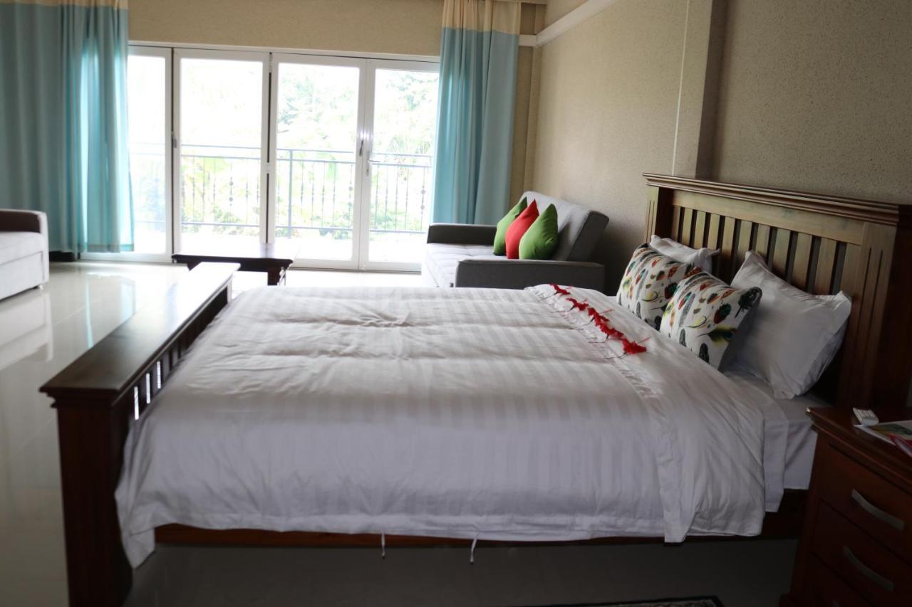 Au Cap Amanda Villa - Best Value Mountain Top Inn מראה חיצוני תמונה